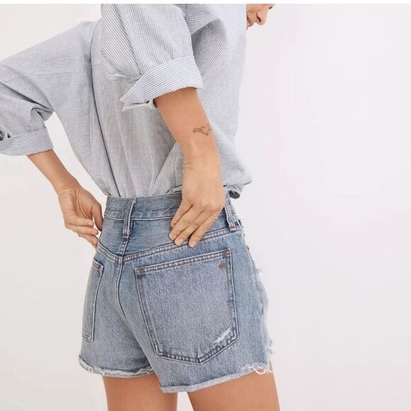 NWT madewell Relaxed Mid-Length Denim Shorts - Picture 2 of 4